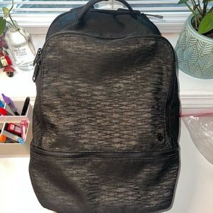 lululemon city adventurer backpack 20L